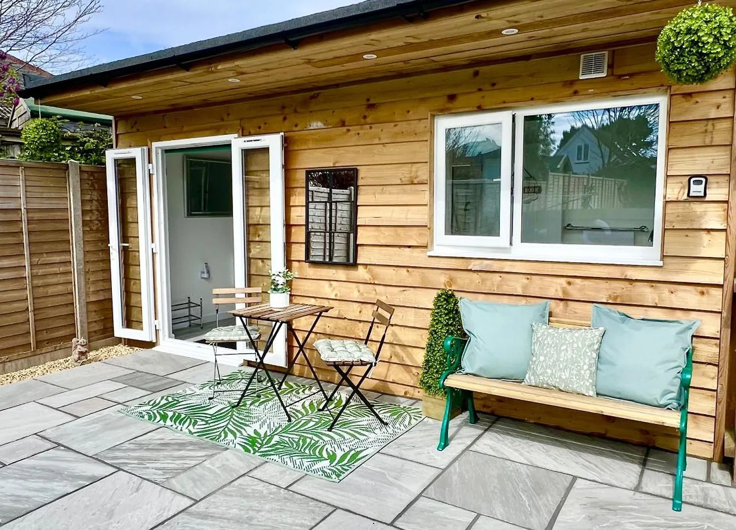 The Mudeford Gem Accommdation Christchurch