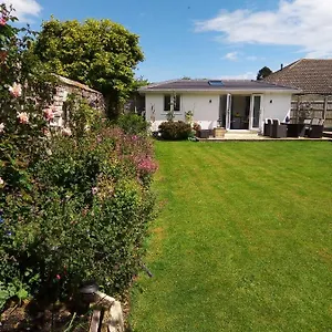 Wick Studio Apartment Christchurch (Dorset)